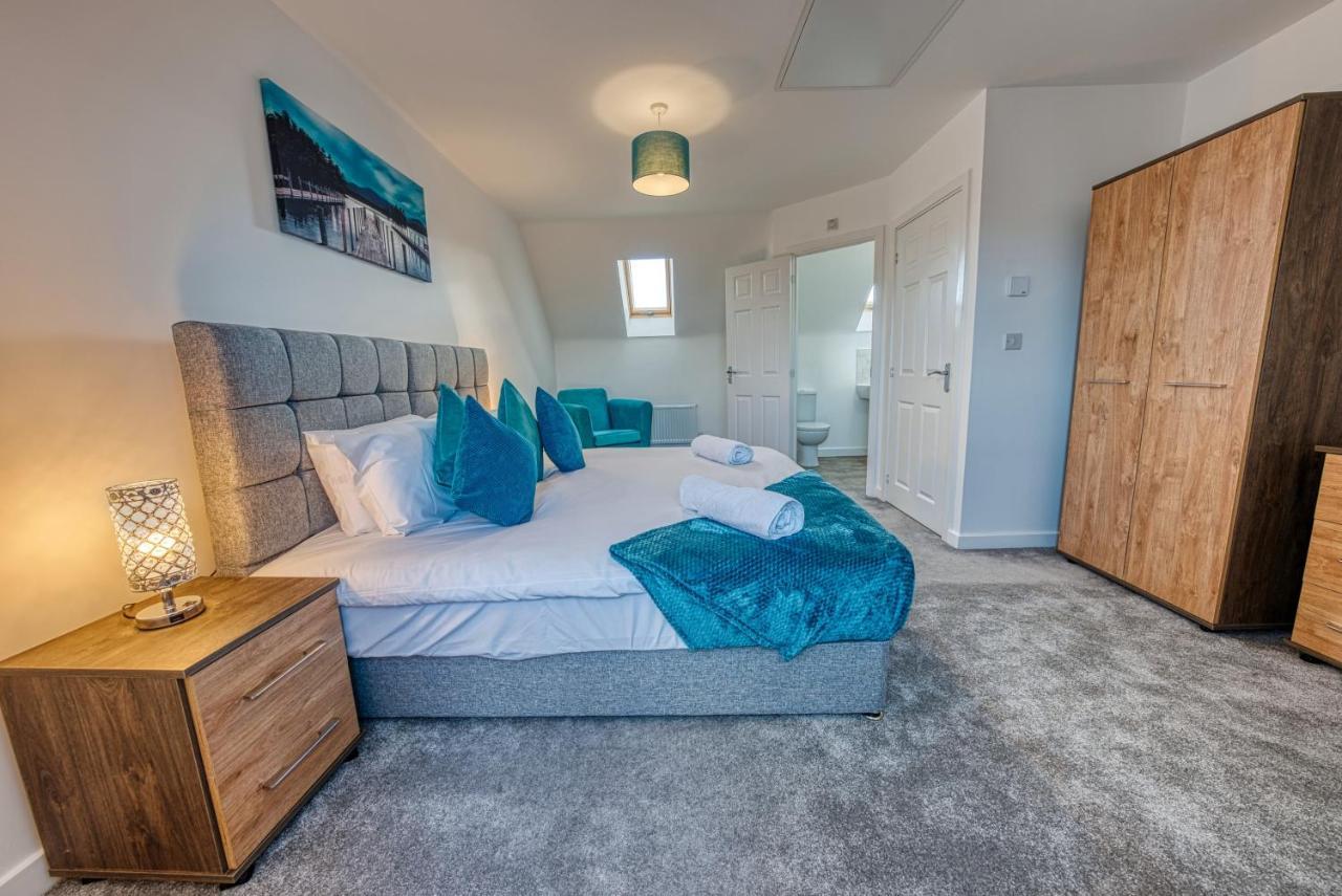 Modern 4 Bedroom 2 Bath House With Parking, Tyseley, Birmingham By 360Stays Eksteriør bilde